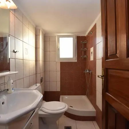 Katies Spacious House By A Quiet Next To Дом отдыха Неа-Потидеа